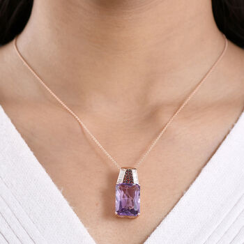 D'Joy Rose De France Amethyst, Moissanit und Mosambik Granat Anh&auml;nger mit 50cm Kette - 16,51 ct.
