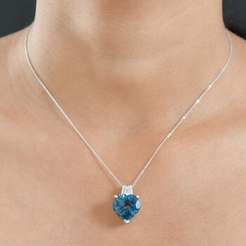 D'Joy London Blautopas und Moissanit Anh&auml;nger mit 50cm Kette - 12,66 ct.