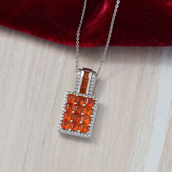 D'joy AAA Feueropal und Zirkon Anh&auml;nger mit 50cm Kette - 2,56 ct.