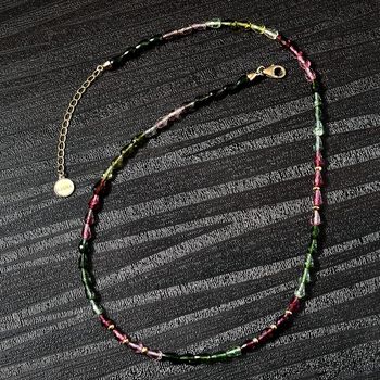 ILIANA zertifiziert und gepr&uuml;ft AAAA Multi-Turmalin 45+5 cm Halskette in 750 Gold - 3 ct.