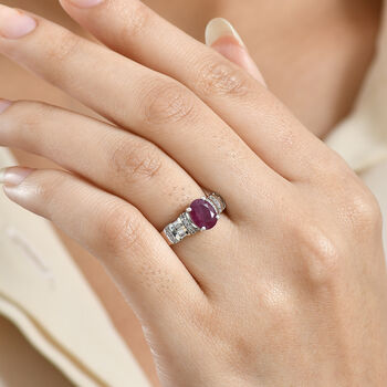 D'Joy afrikanischer Rubin und Zirkon Ring - 2,24 ct.