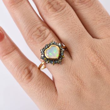 D'Joy Nat&uuml;rlicher, &auml;thiopischer Welo Opal und blauer Diamant Ring - 1,40 ct.