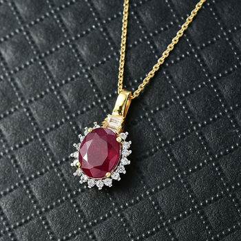 D'Joy afrikanischer Rubin, wei&szlig;er Topas und Zirkon Anh&auml;nger mit 50cm Kette - 3,28 ct.