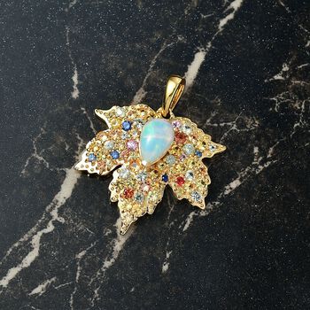 D'Joy AA nat&uuml;rlicher, &auml;thiopischer Welo Opal und mehrfarbiger Saphir Anh&auml;nger - 2,98 ct.