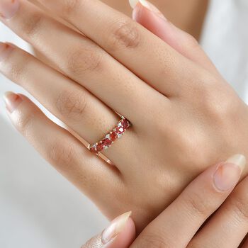LUXURIANT AAA Orange Saphir und Labor Diamant Ring in 417 Gelbgold - 1,81 ct.
