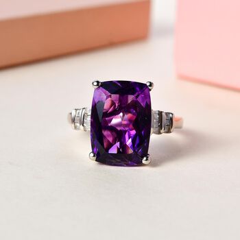Nat&uuml;rlicher, marokkanischer Amethyst und Diamant-Ring - 7,08 ct.