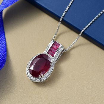 D'Joy AA Afrikanischer Rubin und Moissanit Anh&auml;nger mit 50cm Kette - 10 ct.