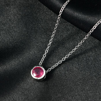 D'Joy afrikanischer Rubin Anh&auml;nger mit 50cm Edelstahl-Kette,  925 Silber platiniert  - 1,28 ct.