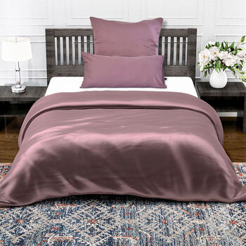Serenity Night - 100% Bambus-Steppdecke mit Bambusf&uuml;llung und 2er-Set Bambus-Kissenbez&uuml;ge Mauve
